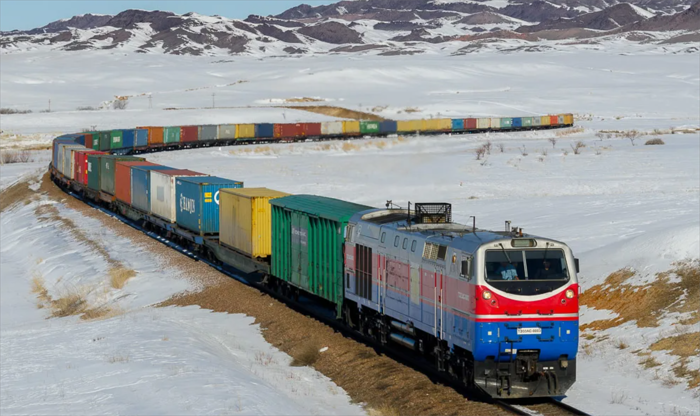 Freight trains passing through Alataw Pass have exceeded 6,000 this year