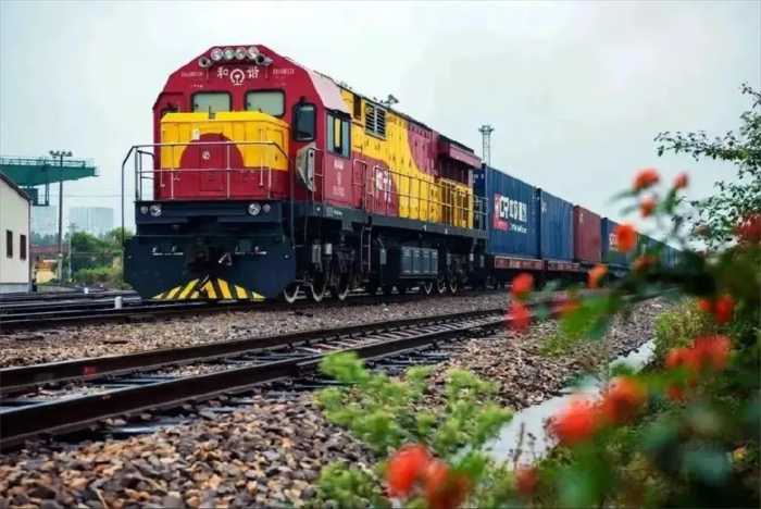77,000 China-Europe freight train trips in the last 10 years